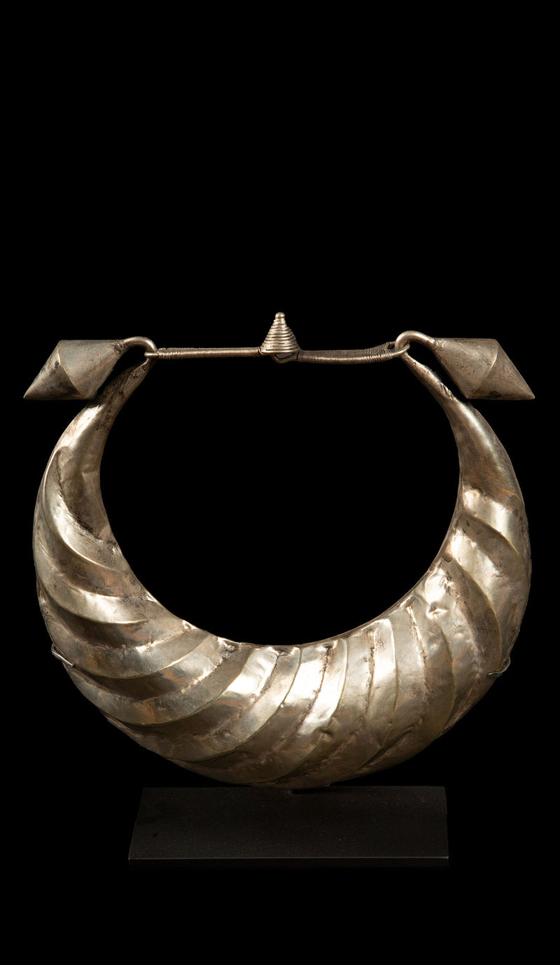 Miao Minority Tribe Silver Pouf Necklace