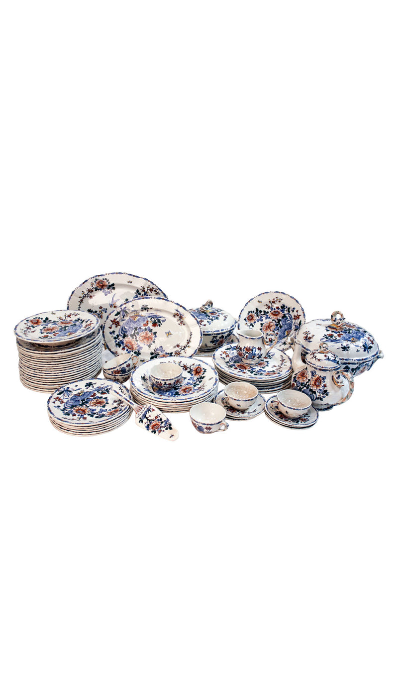 Large Gien Faience "Coq" Pattern Dinner Service, France, Early 20th Century
