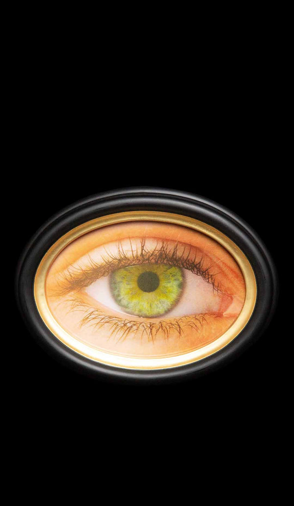 Eye See You: Captivating Oval Lenticular Eye Art