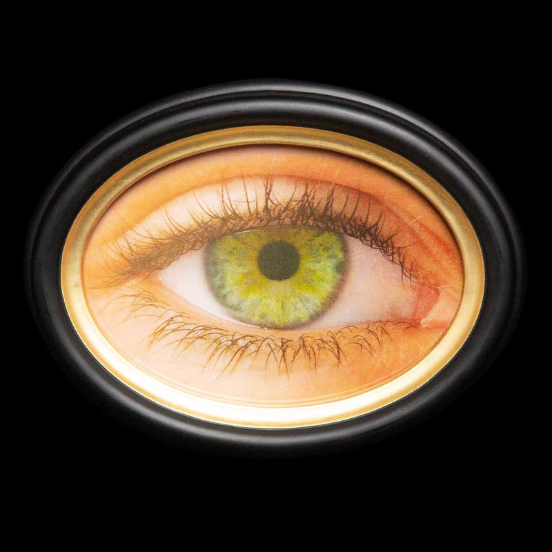 Eye See You: Captivating Oval Lenticular Eye Art