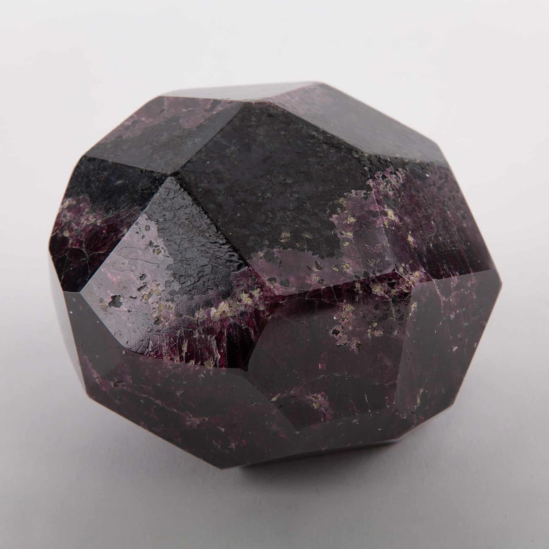 Facetted Garnet