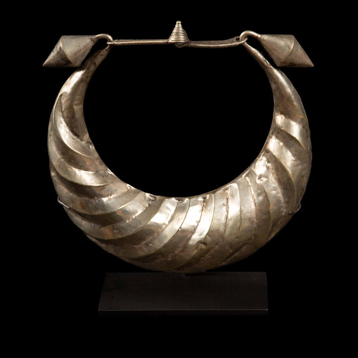 Miao Minority Tribe Silver Pouf Necklace
