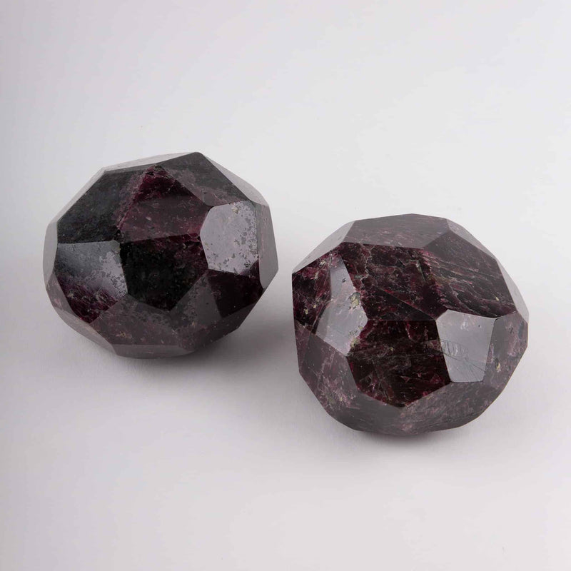 Facetted Garnet