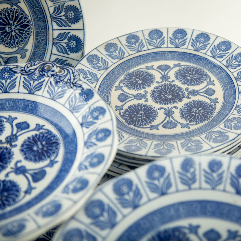 Vintage Wedgwood Service of 38 pieces, Marigold Blue