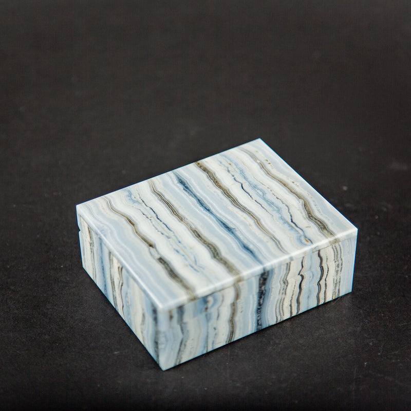 Banded Lace Agate Box with Gilt-Brass Hinge