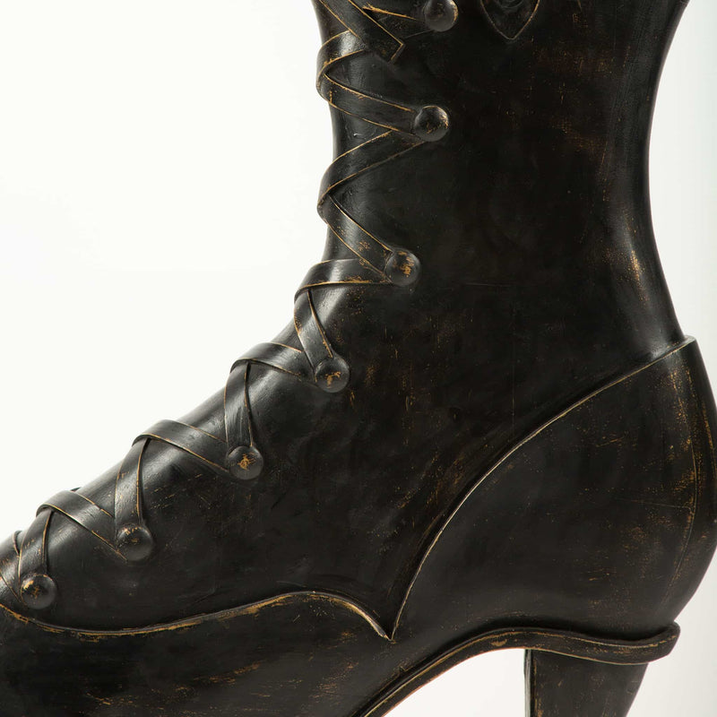 Oversized Carved Boot Trade Sign, Early 20th Century an Arresting Cobbler’s Sign