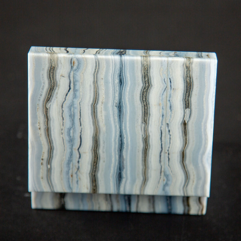 Banded Lace Agate Box with Gilt-Brass Hinge
