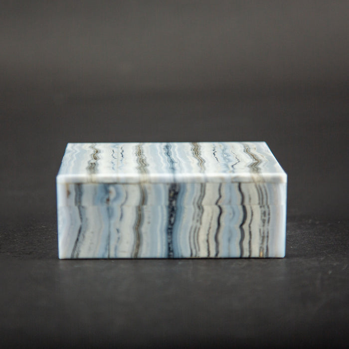 Banded Lace Agate Box with Gilt-Brass Hinge