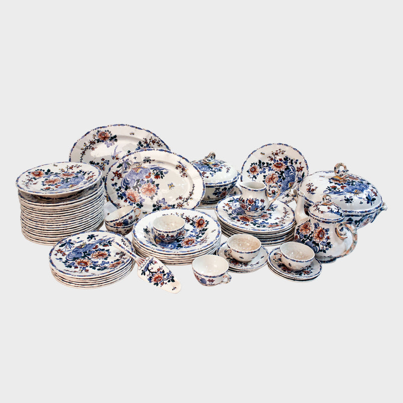 Large Gien Faience "Coq" Pattern Dinner Service, France, Early 20th Century