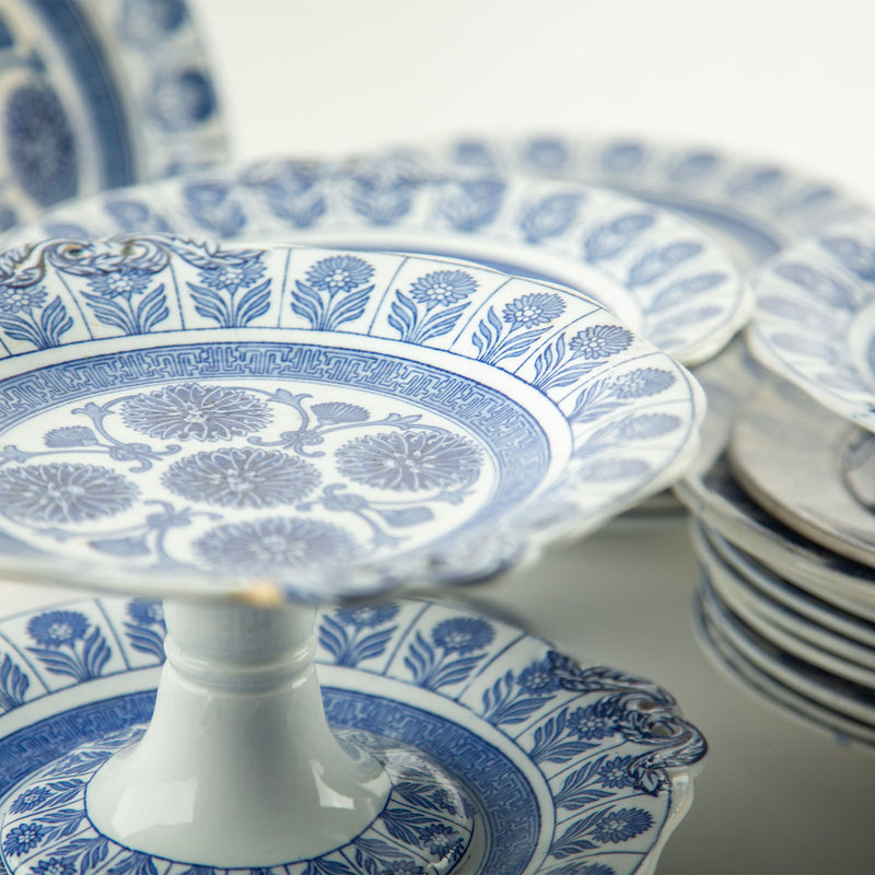 Vintage Wedgwood Service of 38 pieces, Marigold Blue